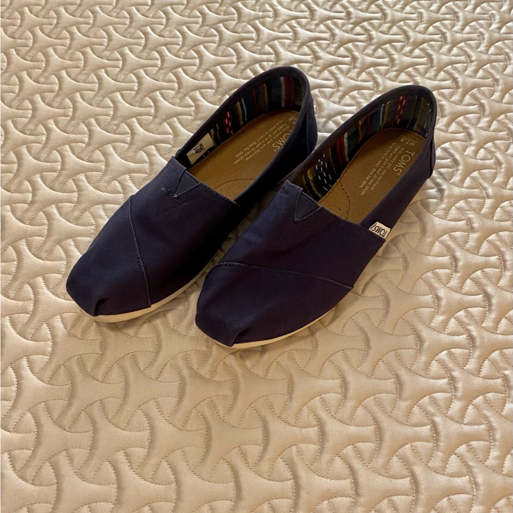 Toms navy Heritage Canvas slip-ons (38, 7.5)